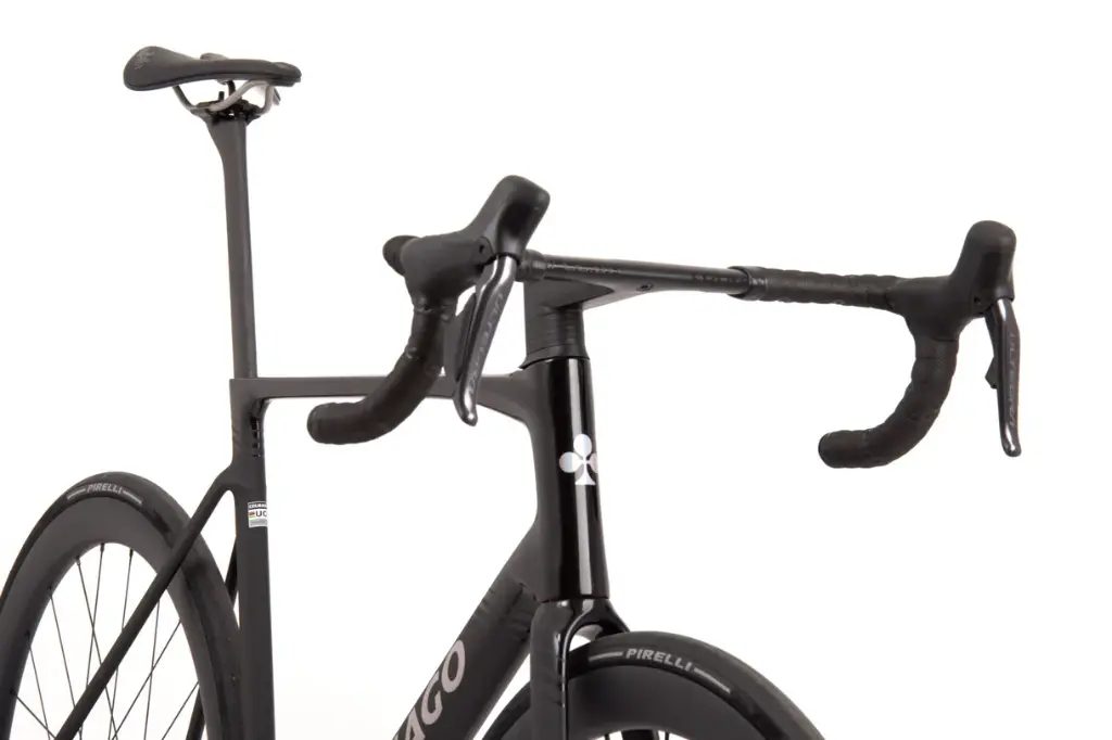 A2U_Colnago_V5Rs_UltegraDi2_VisionSC45_VRBK_05_1220x_crop_center.webp
