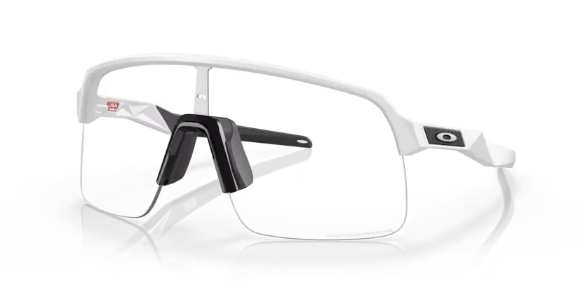 Sutro Lite Mtt Wht w/Clr Phtcrmc